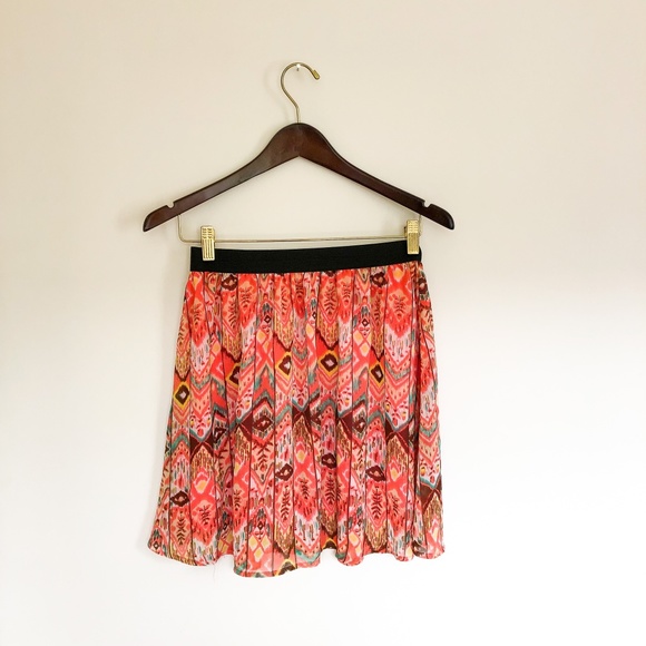 Boho pink mini-skirt - Picture 1 of 5
